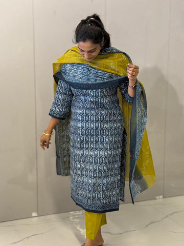 Premium Collection 3 Piece Set