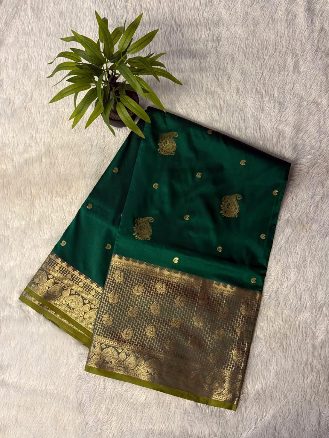 SAREES
