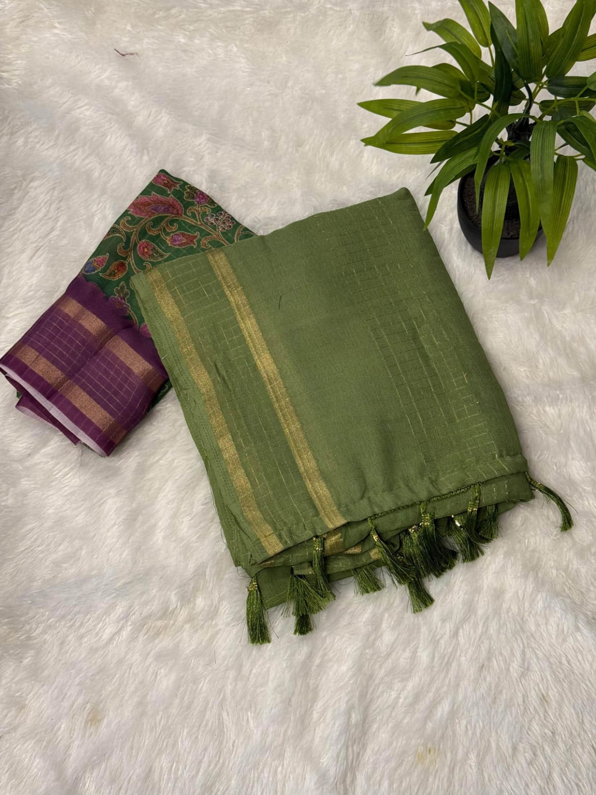 SAREES