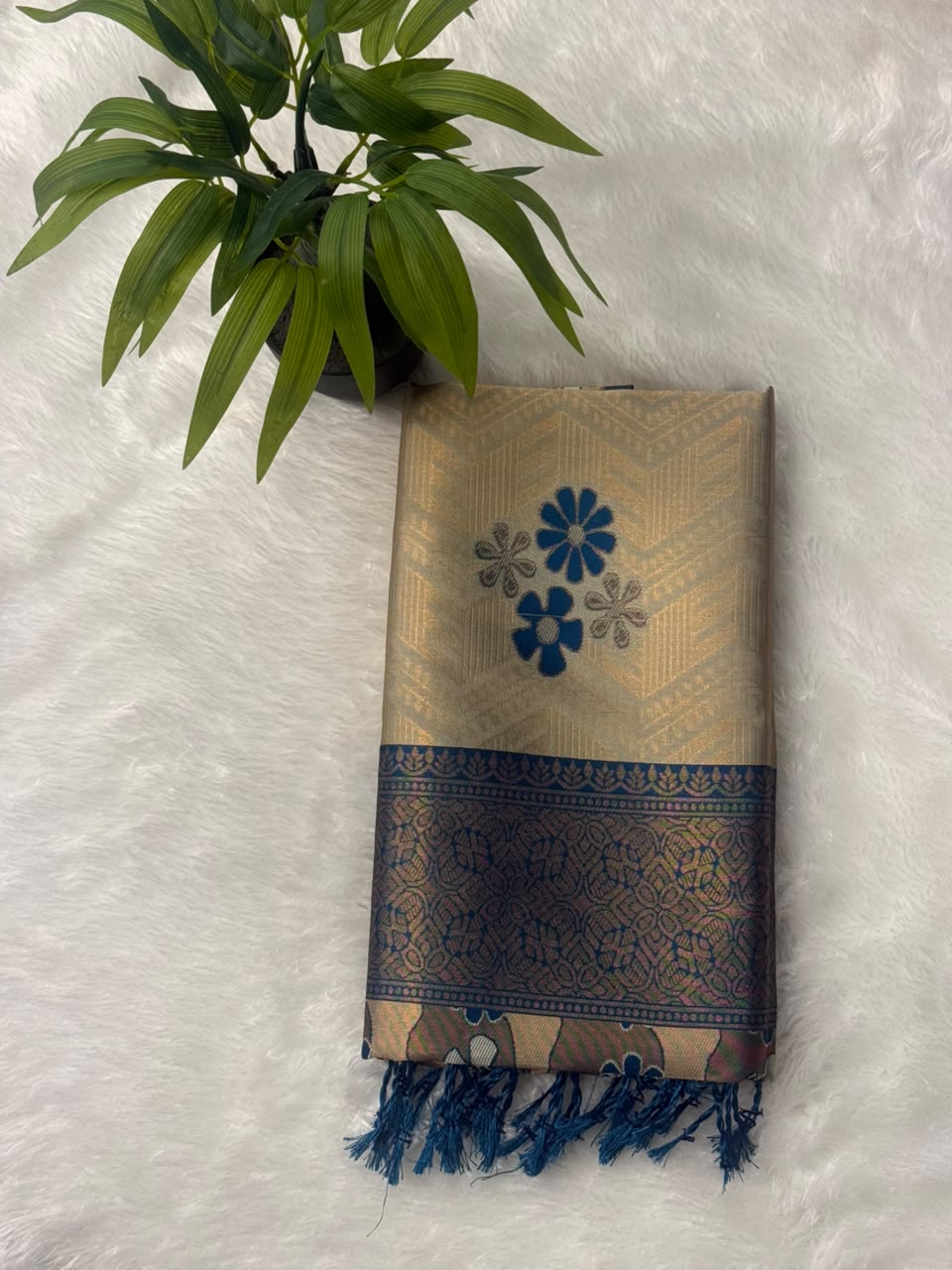 SAREES