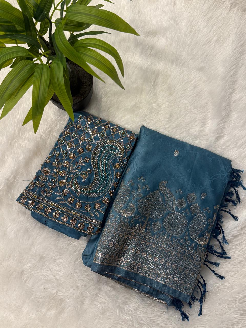 SAREE